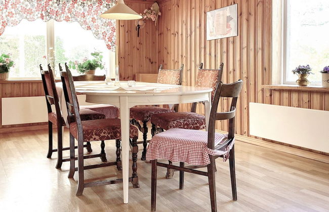 8 Person Holiday Home in Valdemarsvik - Foto 17