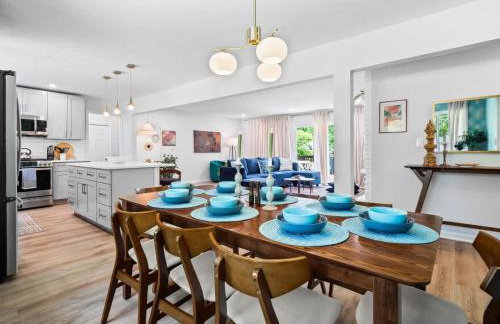 Spacious and Luxury Designed Ranch with Game Room - Foto 10