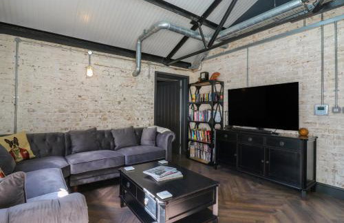 The Old Workshop - Photo 4