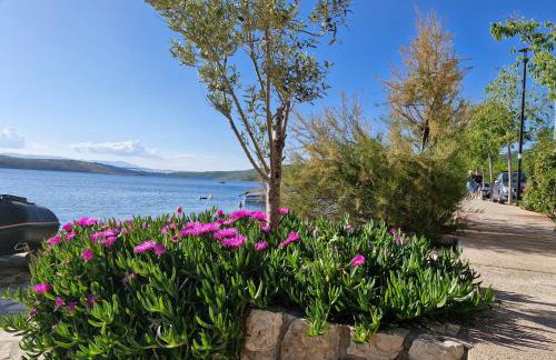 Apartman Valja - 55m2 - Sea View - Garden - Grill - Photo 44