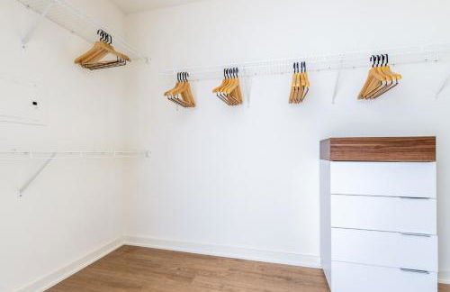 Downtown Bellevue 2BR w WD Rooftop nr all SEA-141 - Foto 10