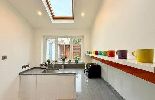 Redland's Fun & Colourful Artistic House - Foto 3