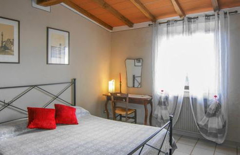 Awesome Home In Macchino With Kitchen - Foto 19