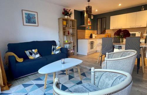 Plein centre Auray - Spacieux duplex T2 avec grande terrasse ensoleillée - Foto 6