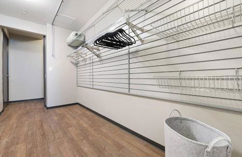 Modern 2BR/2BA in Irvine Pool & Gym - Foto 17