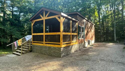 Bear Cub Cabin is a cozy 1 bedroom and loft oasis - Photo 3