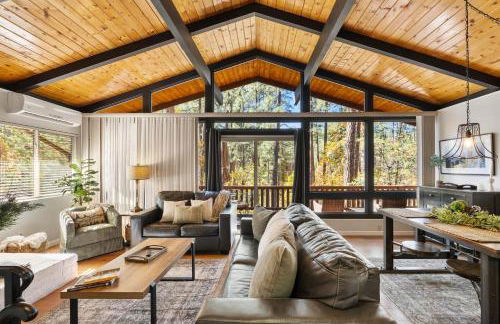 Ponderosa HideAway 4-BR CabinMtn ViewTrailsBrbq - Foto 1