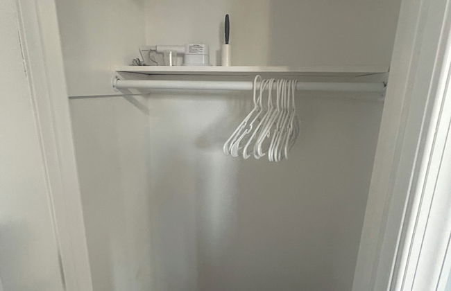 Cozy 2-3 Bedroom Apt in Center City - Foto 16