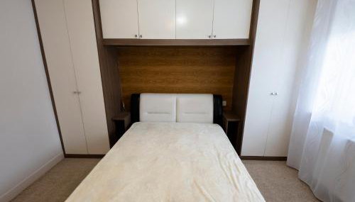 Apartment Sleeps 4 with Riverside Access - Foto 5