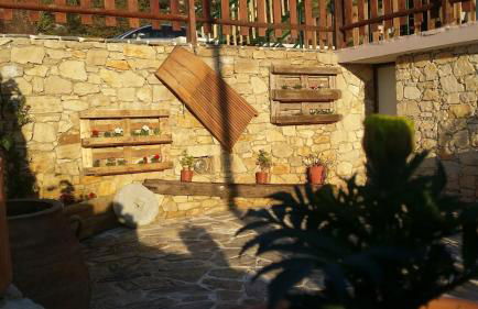 Elia Meronas - Photo 48