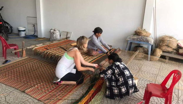 Visiting an old loom