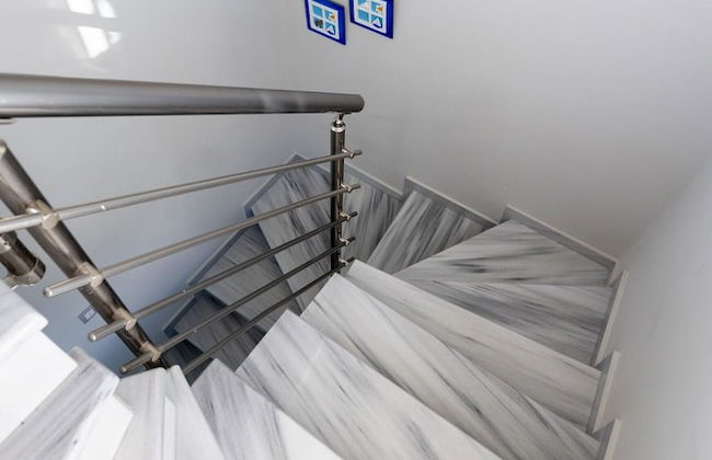 Seabreeze Villa - with Jacuzzi & heated pool - Photo 44