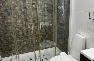 AL Manas Pereira - Photo 28