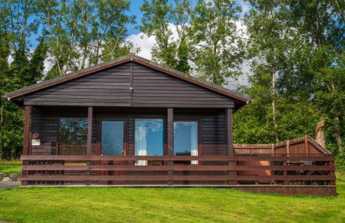 Birch Lodge 20 With Hot Tub, Newton Stewart - Photo 1