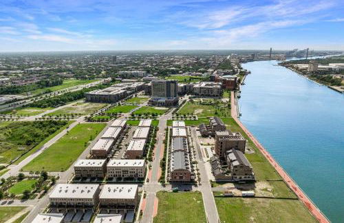 Upper East River by Lucky Savannah - Foto 48