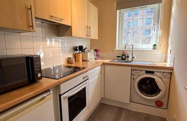 One room with parking space - Foto 20