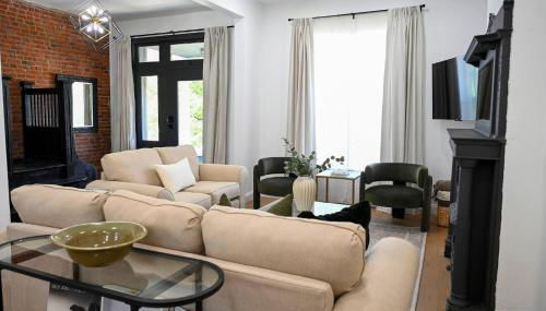 St. Louis Luxury Home 3BR/3.5BA Near Everything - Foto 2, Other