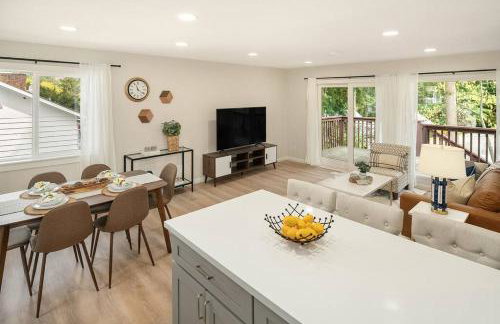 Remodeled Bellevue Family home w AC close to everything - Foto 20