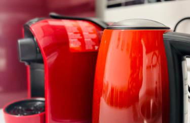 Neuwertiges Apartment mit schnellem WLAN, Netflix, Glasfaser, Kostenlose Privatparkplatz auch für Transporter geeignet R20 - Foto 3