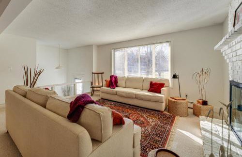 1 Mi to Maine Street! MCM-Style Home in Brunswick - Foto 5