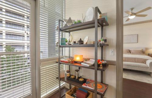 Luxury 1BR Resort Stay with WiFi, Pool, and Desk near Med Center and NRG - Foto 24