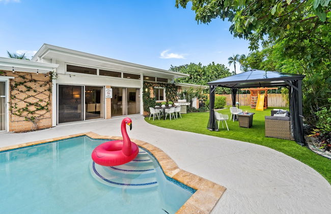 4BR Intracoastal Retreat With Pool, Games & More! - Foto 45