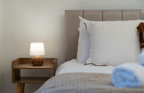 2 Bed Flat in Woking Central - Foto 11