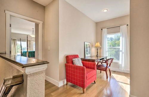 Huge Cozy Home with Many Bedrooms in Ivywild - Foto 55