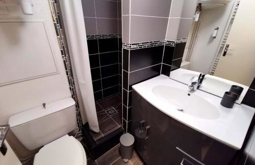 Studio rénové proche centre, balcon et TV - FR-1-771-1 - Foto 8