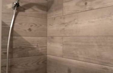 Peña del viento a pie de pistas estación San Isidro - Foto 10