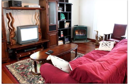 Romantic Cottage Rental with Hot Tub Outside Woodstock, New York - Foto 15