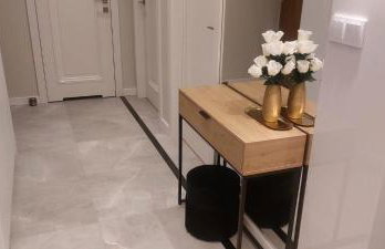 Apartment 20 minutes from Warsaw with Balcony by Noclegi Renters - Foto 11