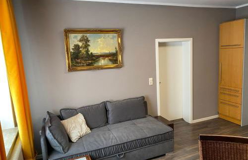 Am Bahnhof - Foto 15