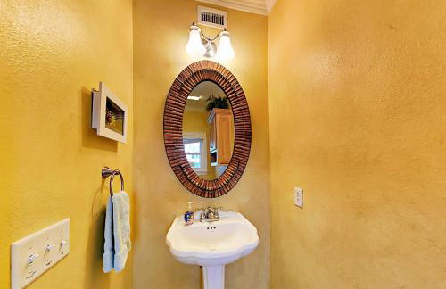 Escape Ocean View l Large Deck Sleeps 10 - Foto 27