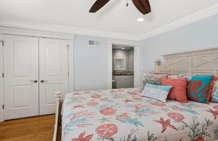 Ocean Front Roof Top Deck Hot Tub Beach Badges Wifi - Foto 12