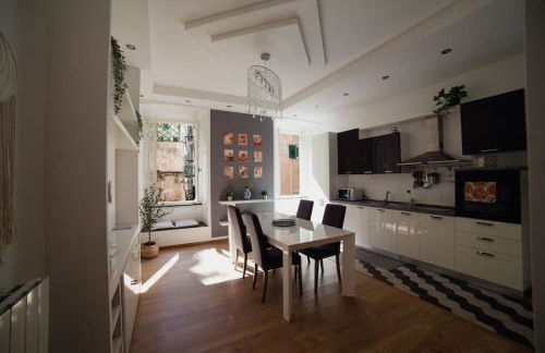 L'ulivo e il colibrì - Foto 1