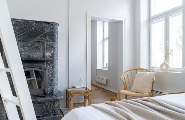 A bright wooden studio for four - Foto 6