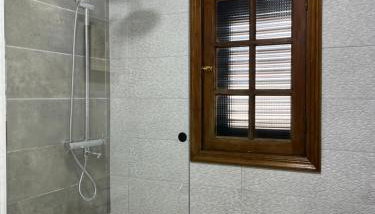 Apartamento Garcey - Foto 5, Shower