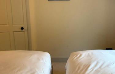Montagu Apartment - St Leonards-on-Sea - Luxurious 2 bed Coastal Stay - Foto 15