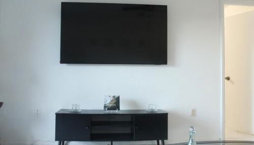 2 Bed 2 Bath Condo with Amenities - Foto 3