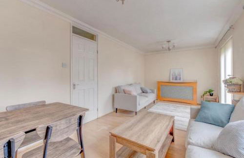Cosy 3BR Home in Redditch - Sleeps 6 - Foto 11
