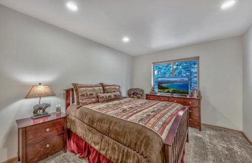 Black Bear Villa - large 4 BR 4 BA hot tub game room - Foto 14