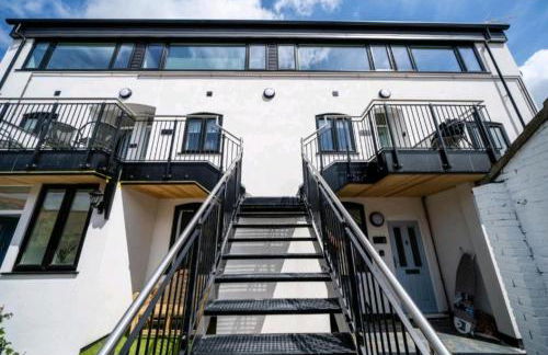 Sunset View, 2 bedrooms in the heart of Holt with parking - Foto 13