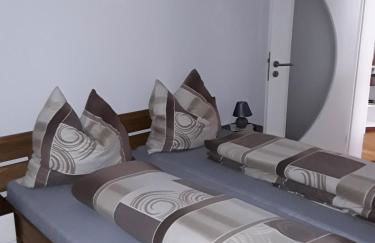 Ferien- und Monteurwohnung Tina - Photo 24