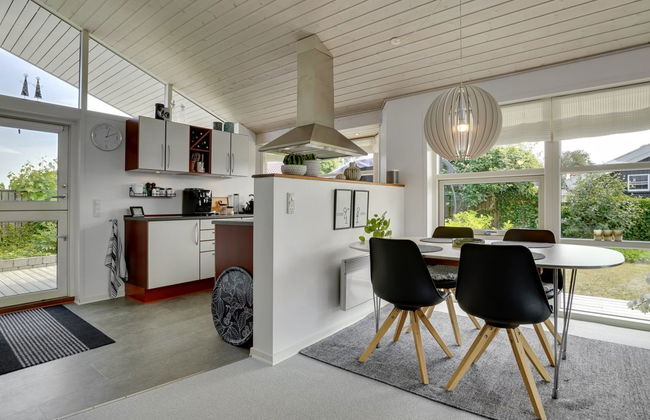 "Sjarlotte" - 100m from the sea - Foto 2