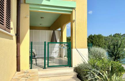 VILLAMAR beachfront apartments with FREE private parking - Foto 78