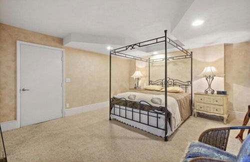 Flagler Beach Ocean Front Villa w/ Lg. In ground Pool-5-6Br/4Bth& attached apt - Photo 51