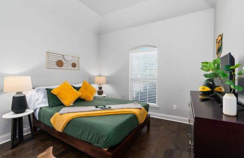 The Noble House Near Magnolia & Baylor W Pool - Photo 15