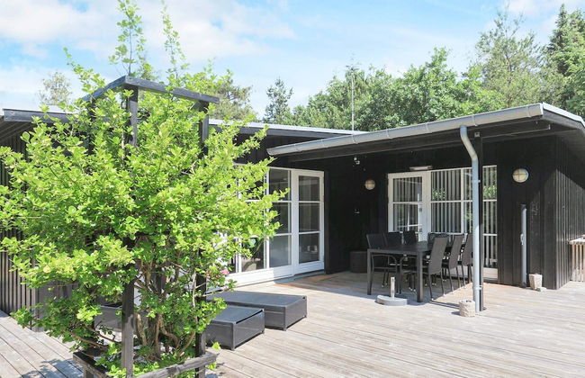 4 Star Holiday Home in Hals - Photo 1