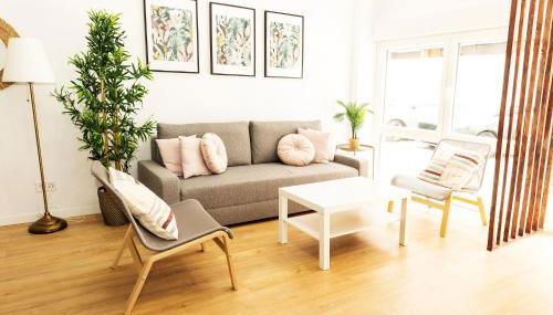 Cuatro Caminos Apartment - Photo 3